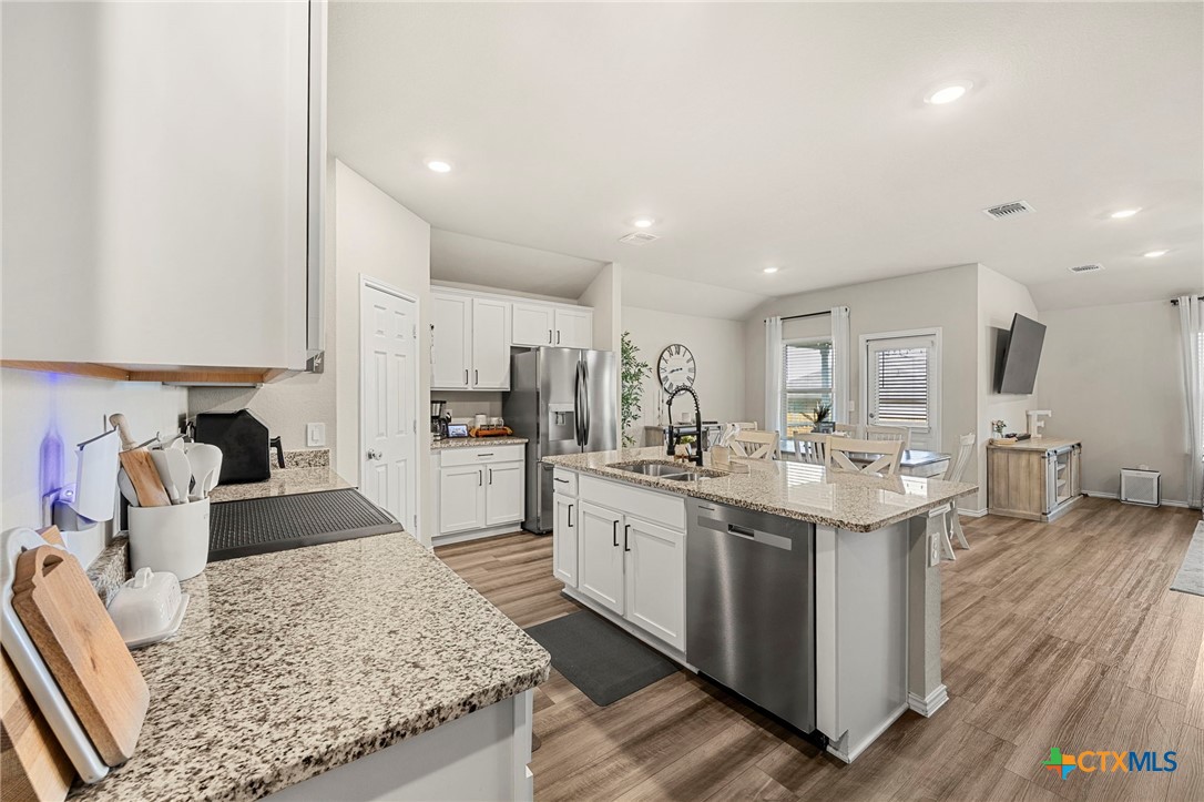 2346 Aylesbury Drive