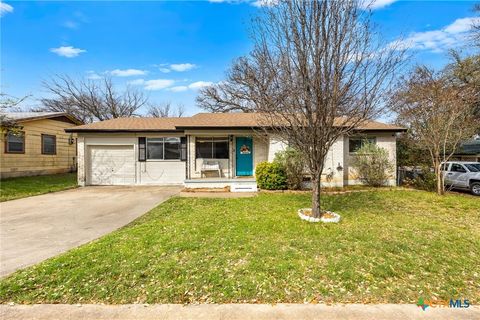 Photo of 2606 Mountain Avenue, Copperas Cove, TX 76522 (MLS # 606949)
