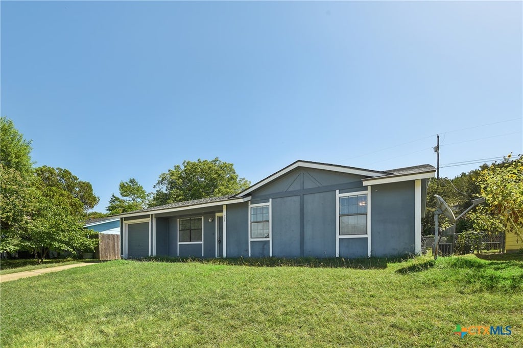 Photo of 908 Traci Drive, Copperas Cove, TX 76522 (MLS # 617156)