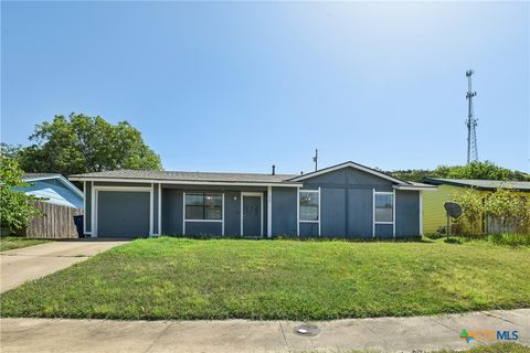 Photo of 908 Traci Drive, Copperas Cove, TX 76522 (MLS # 617156)