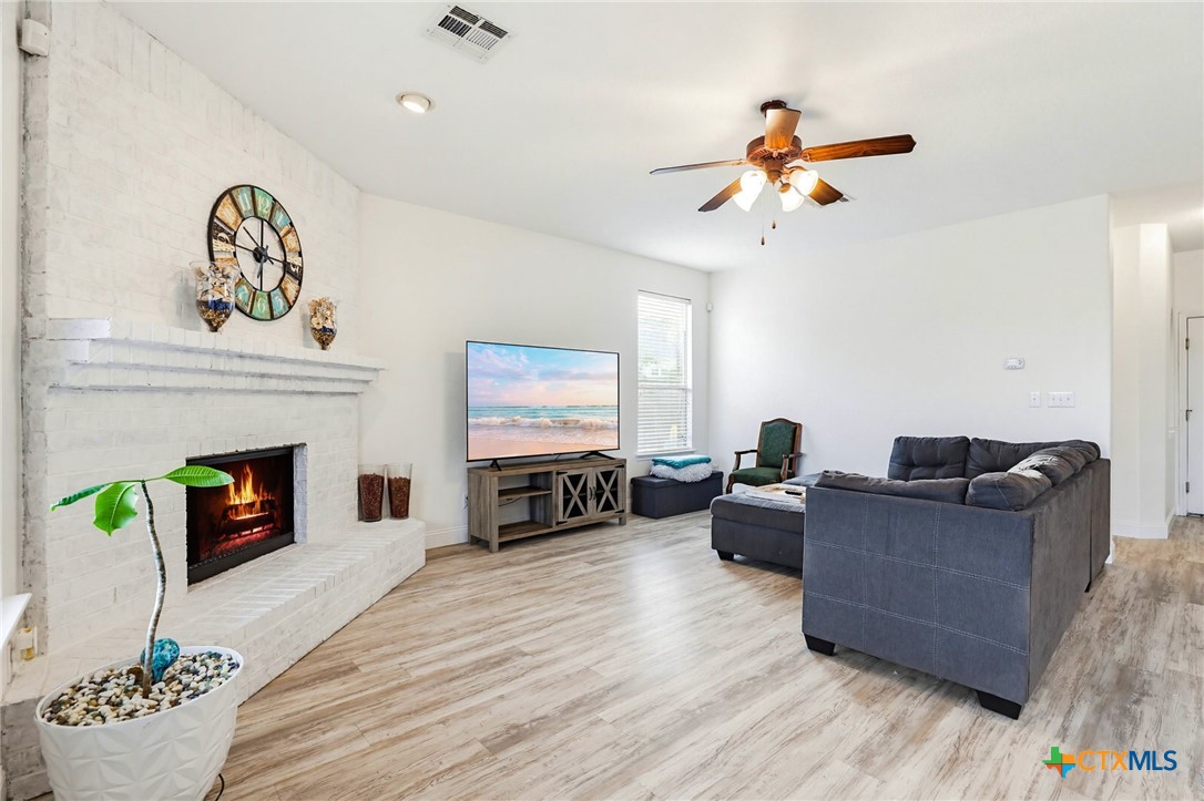917 San Fernando Lane