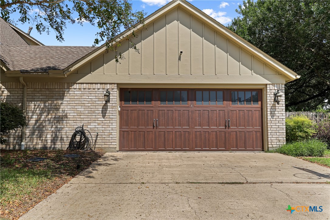 505 Turtle Rock Drive