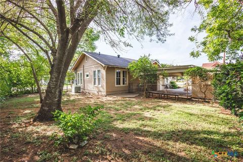 A home in Cuero