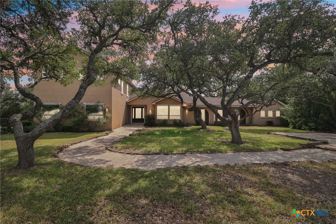 9086 Vista Verde