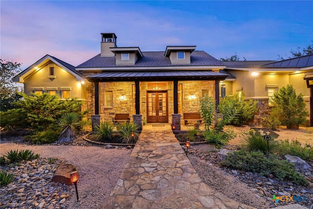 Photo of 104 Mesa Drive, Wimberley, TX 78676 (MLS # 627594)