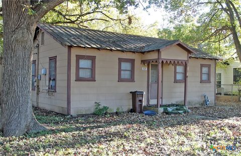 A home in Lockhart