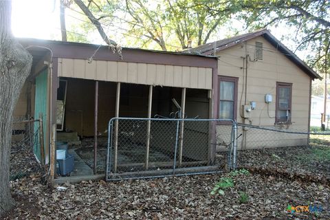 A home in Lockhart