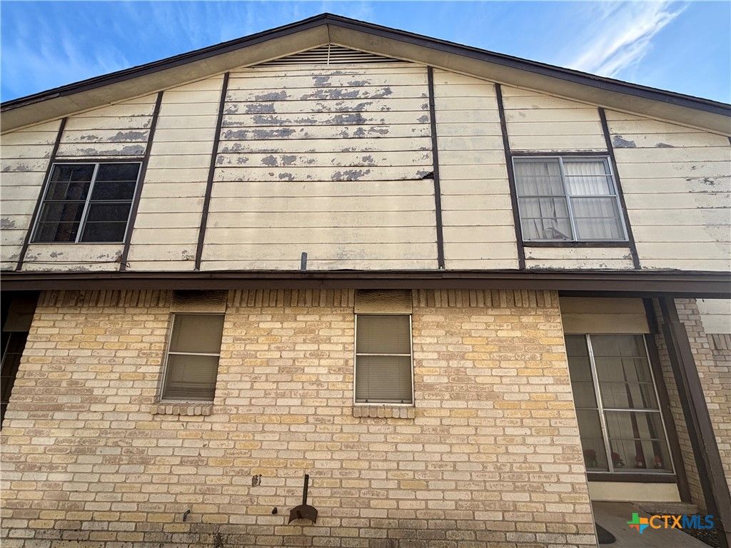 Photo of 1306 Covey Lane, Killeen, TX 76542 (MLS # 610857)