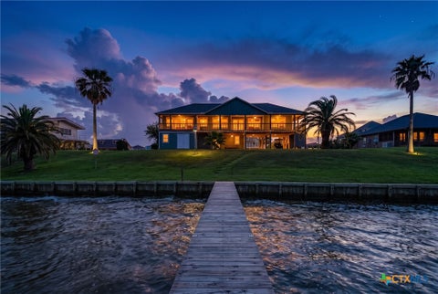 Photo of 1440 W Bayshore Drive, Palacios, TX 77465 (MLS # 625205)