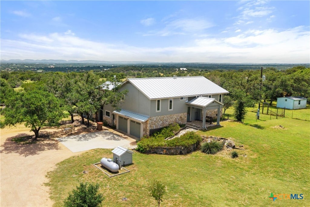 Photo of 143 Oak Lane, Johnson City, TX 78636 (MLS # 622916)