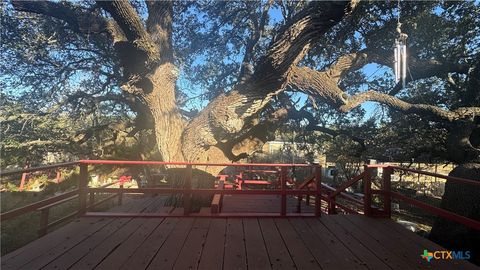 A home in Kempner