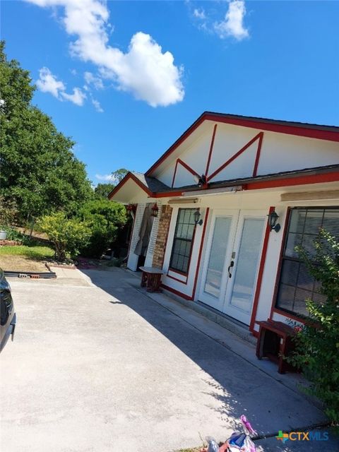 A home in Kempner