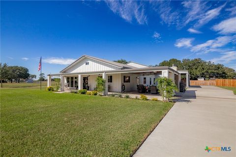 A home in Inez