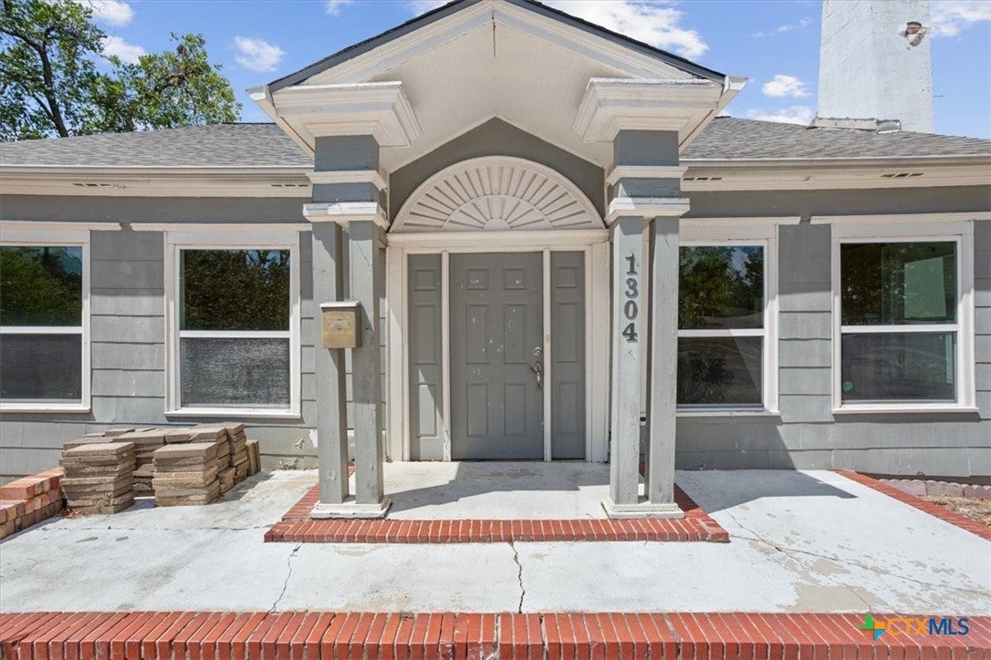 1304 N 3rd Street M