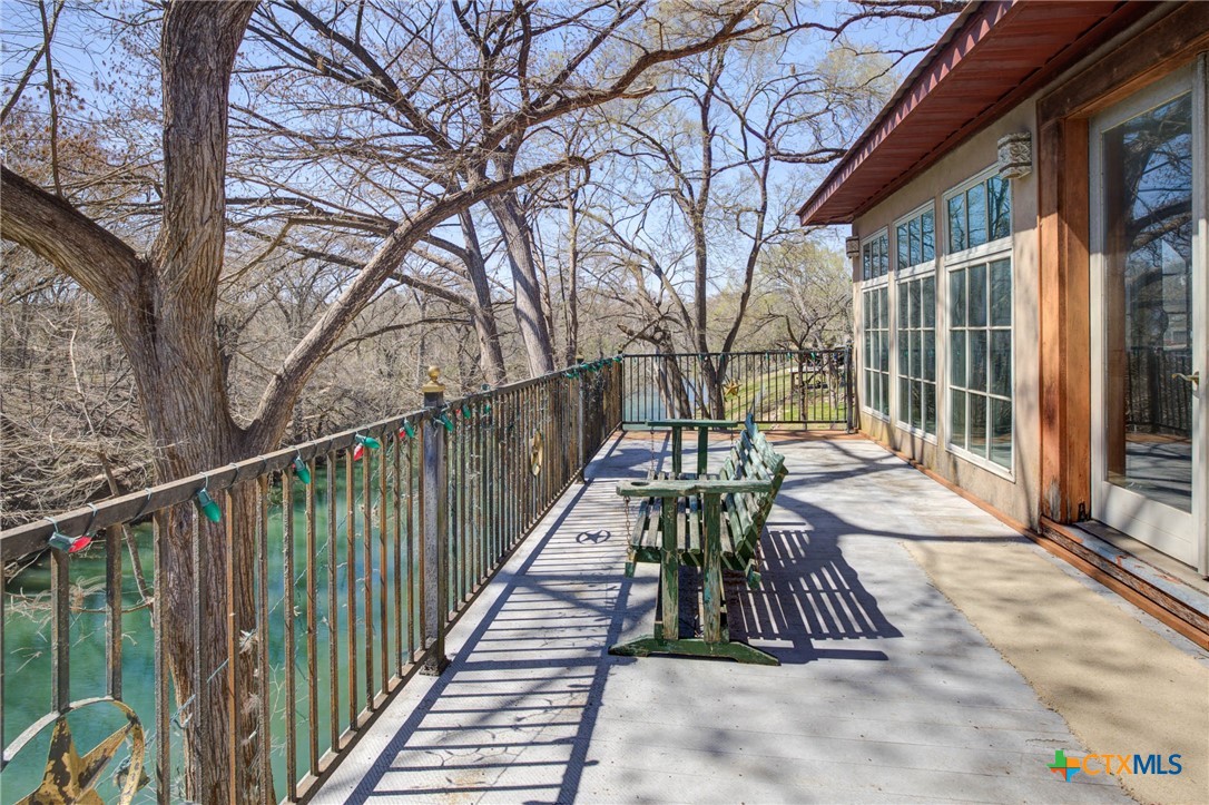 Canyon Lake, Texas 78133, United States, 5 Bedrooms Bedrooms, ,4 BathroomsBathrooms,Residential,Active,87161