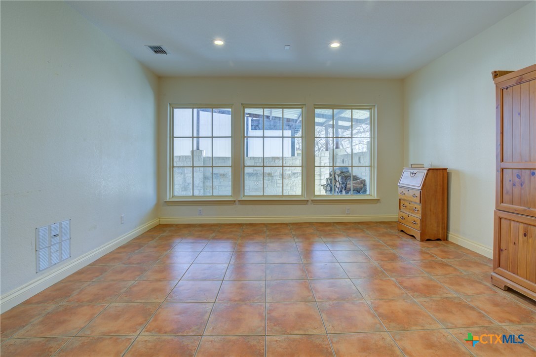 Canyon Lake, Texas 78133, United States, 5 Bedrooms Bedrooms, ,4 BathroomsBathrooms,Residential,Active,87161