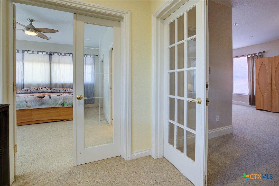 Canyon Lake, Texas 78133, United States, 5 Bedrooms Bedrooms, ,4 BathroomsBathrooms,Residential,Active,87161