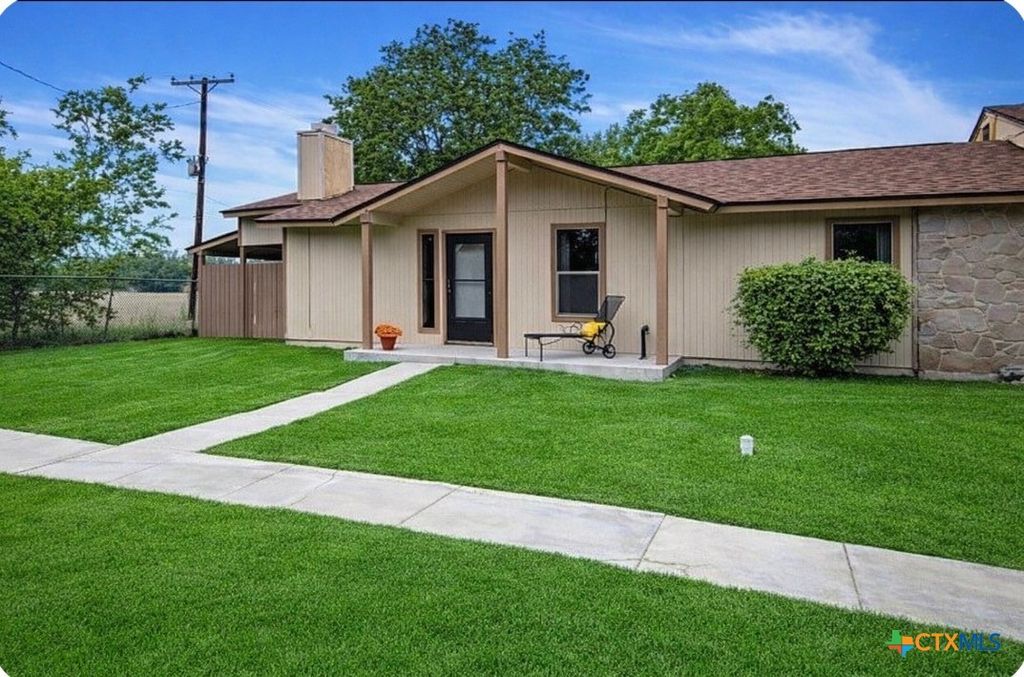 Photo of 1051 Country Club Drive #20, Seguin, TX 78155 (MLS # 610021)