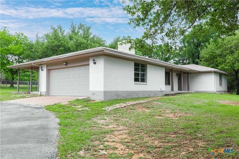 Photo of 585 Fm 2412, Gatesville, TX 76528 (MLS # 611167)