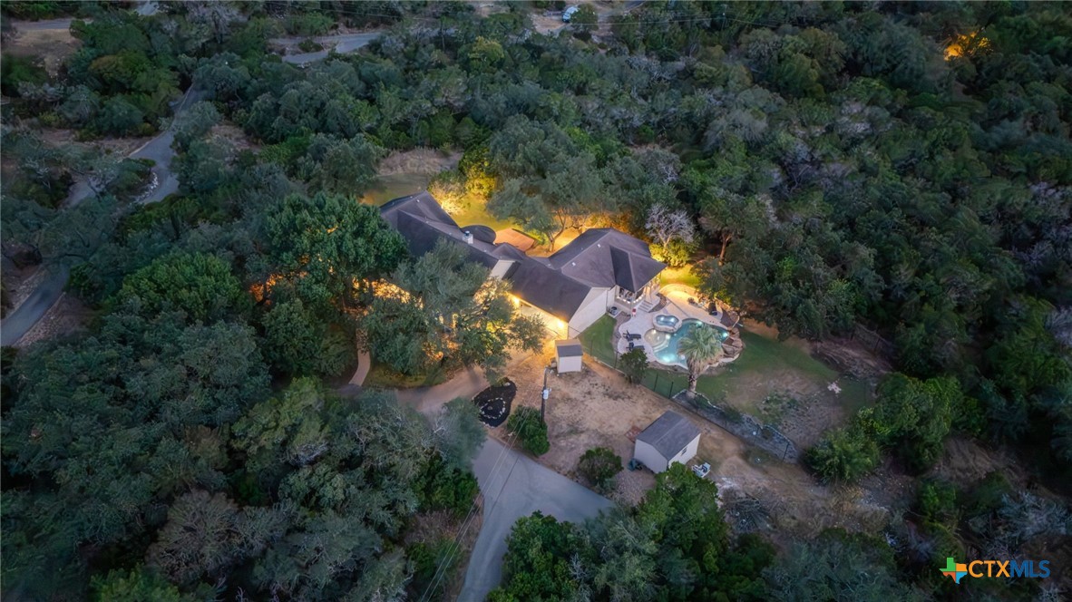 810 Bluff Ridge Court