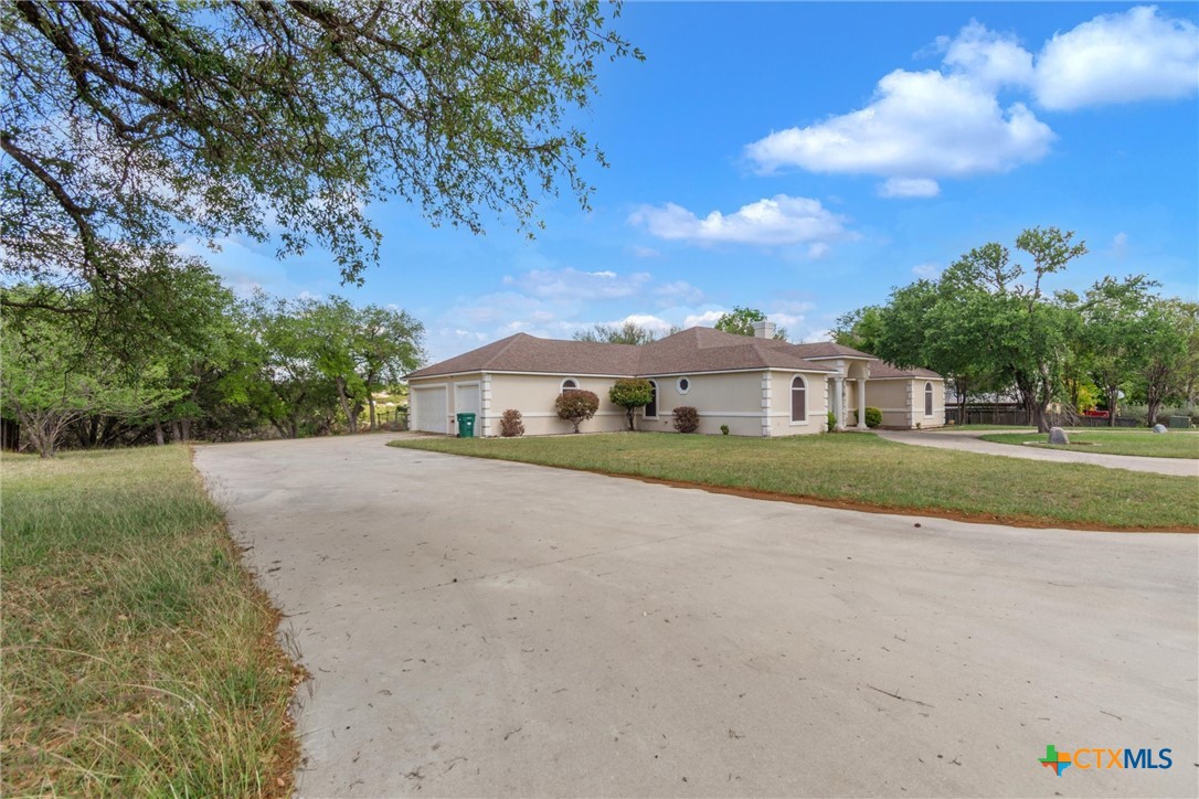 3112 Oakridge Boulevard