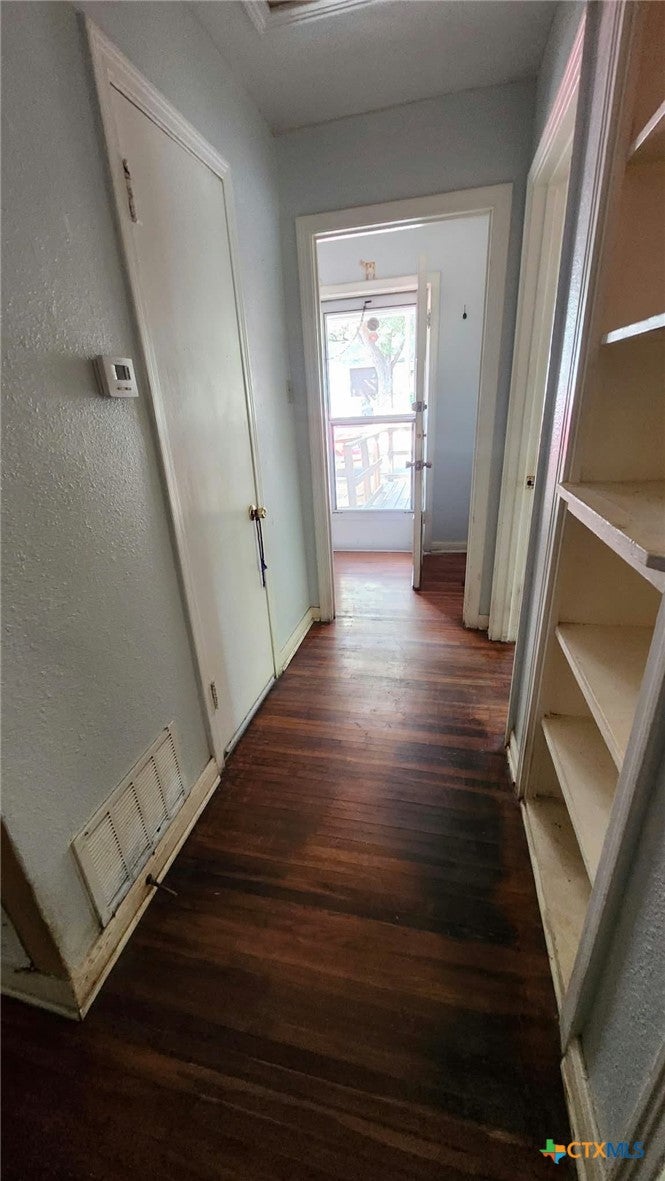502 Mitchell Street