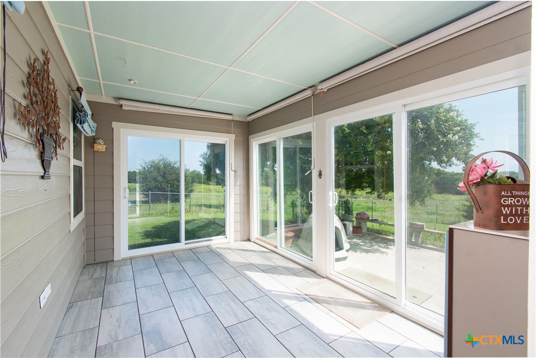 3385 Cottonwood Creek Road