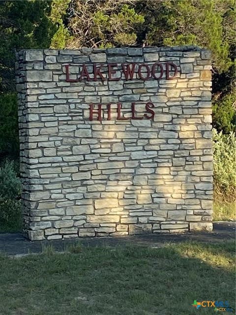 Photo of 124 Woodridge, Canyon Lake, TX 78133 (MLS # 621603)
