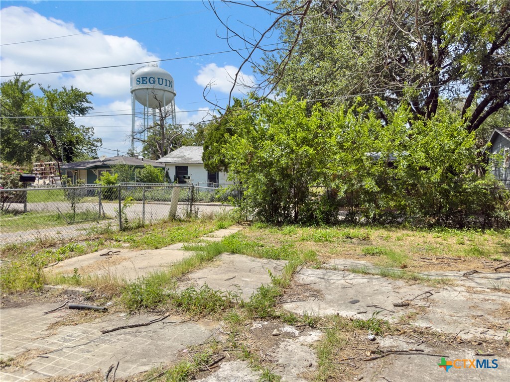 729 Schuessler Street