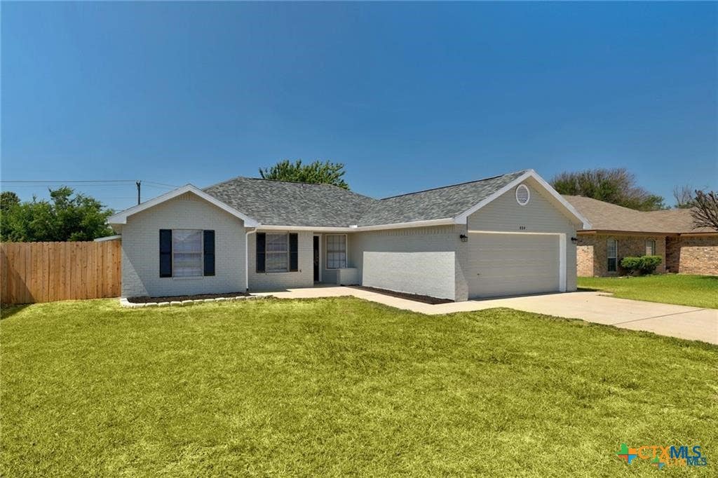 Photo of 804 James Loop, Killeen, TX 76542 (MLS # 622453)