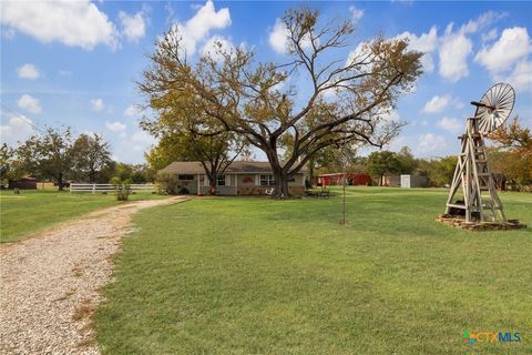 Photo of 2228 University Drive, Belton, TX 76513 (MLS # 598502)