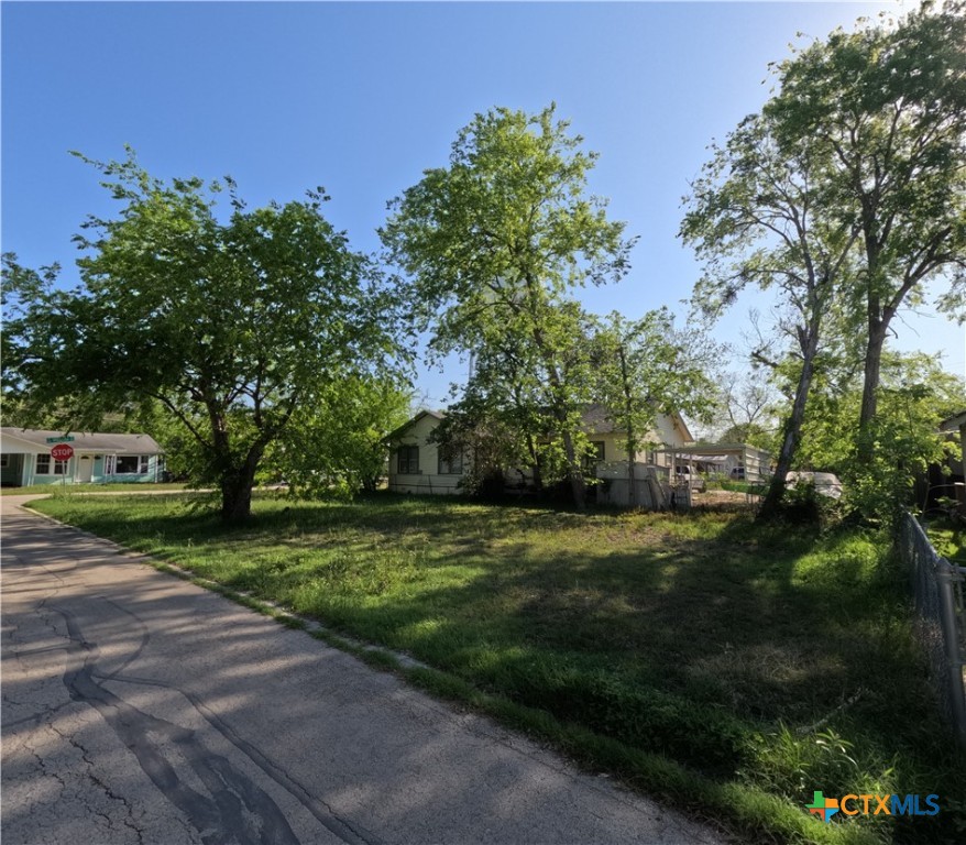 631 E Ireland Street