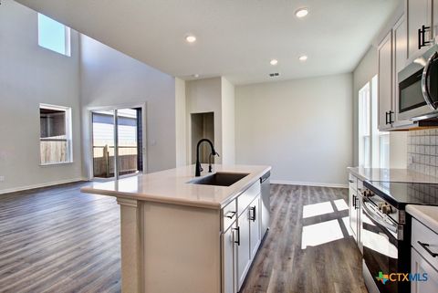 Photo of 868 Casetta Trail, New Braunfels, TX 78130 (MLS # 612045)