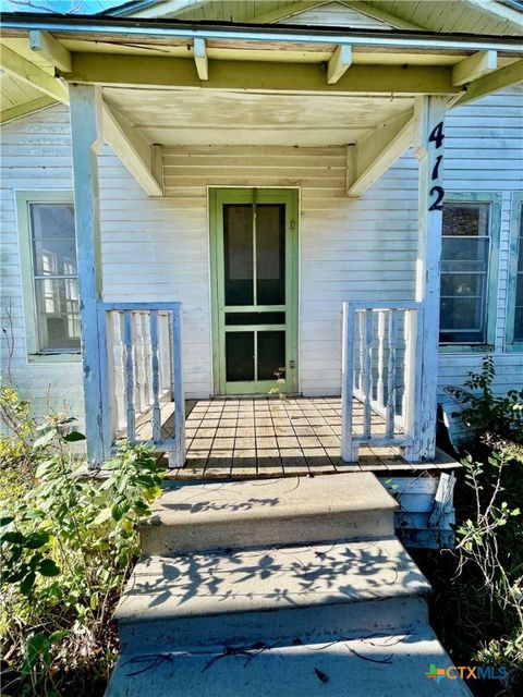 A home in Yoakum