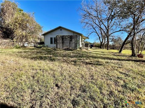 A home in Yoakum