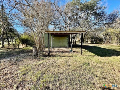 A home in Yoakum