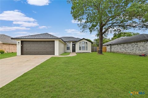 Photo of 3721 Sawtooth Drive, Killeen, TX 76542 (MLS # 614049)