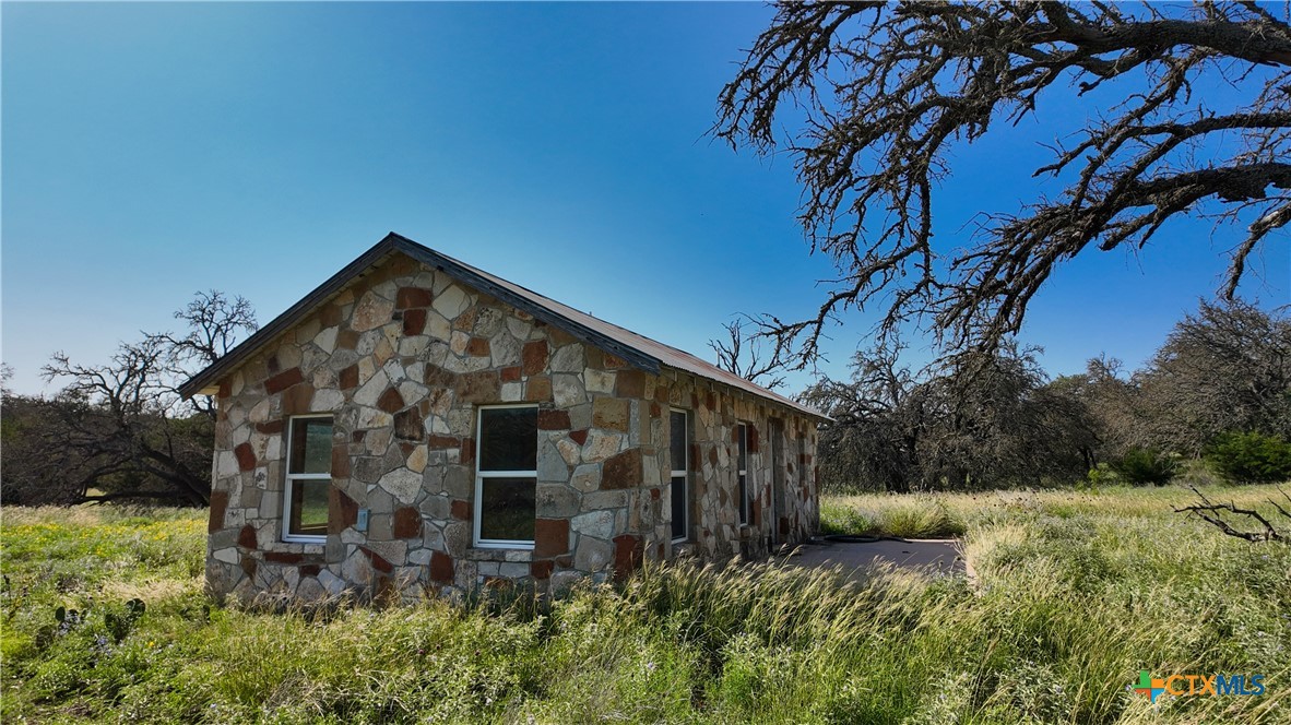 857 Dallas Josie Road