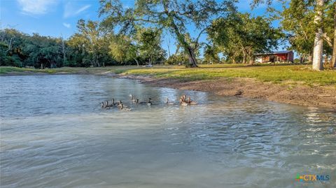 2698 County Road 284 Edna TX 77957