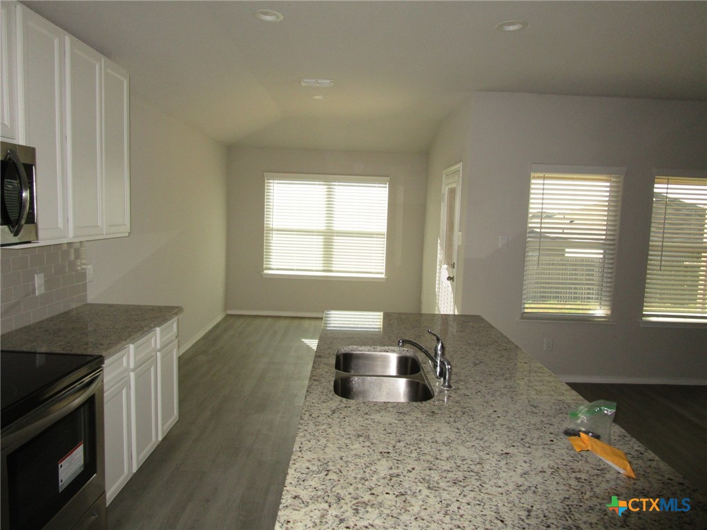 New Braunfels, Texas 78130, United States, 3 Bedrooms Bedrooms, ,2 BathroomsBathrooms,Residential,Active,43365