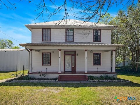 Photo of 205 Hubbard Street, Yoakum, TX 77995 (MLS # 608485)