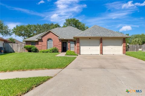 Photo of 103 Ashland Creek, Victoria, TX 77901 (MLS # 613994)