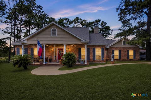 Photo of 801 Moccasin Trail, La Grange, TX 78945 (MLS # 621286)