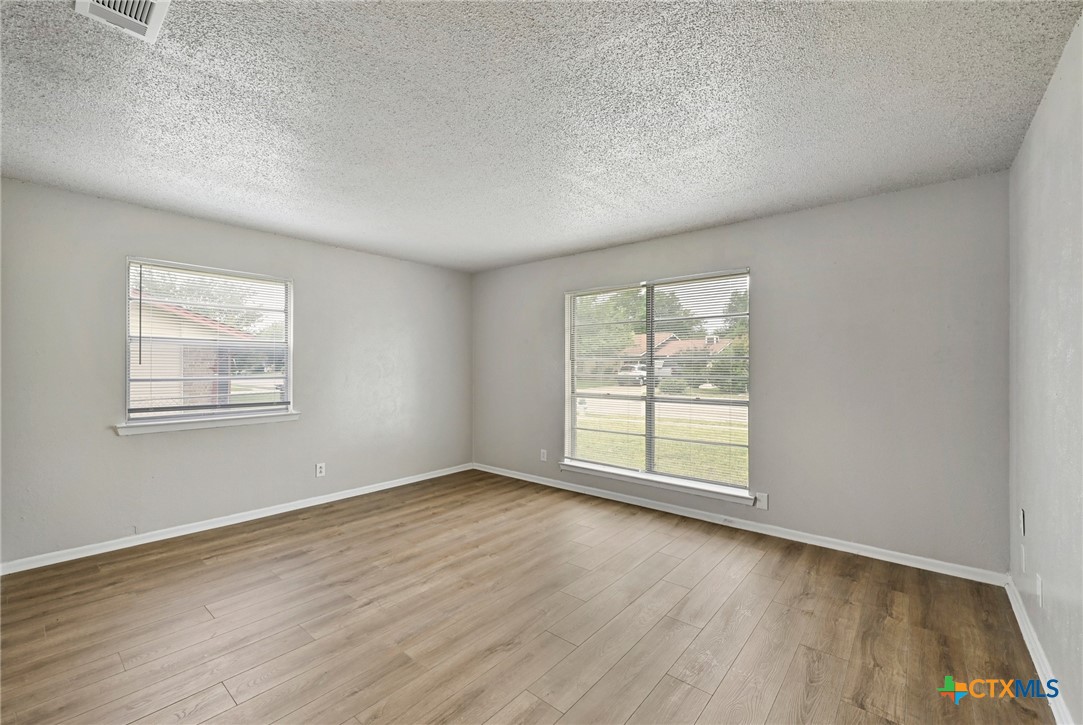 1400 Hammond Drive
