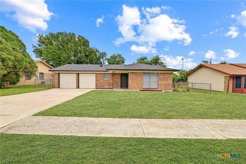 Photo of 1400 Hammond Drive, Killeen, TX 76543 (MLS # 613194)