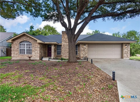 Photo of 922 Parkdale Drive, New Braunfels, TX 78130 (MLS # 627723)