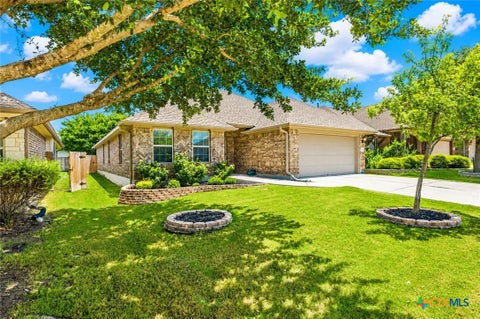 Photo of 328 Lightcliff Street, Hutto, TX 78634 (MLS # 617135)