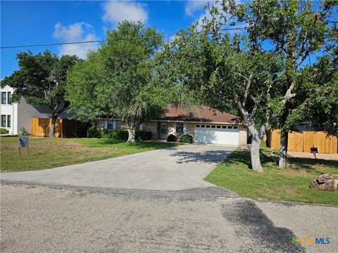 A home in Canyon Lake