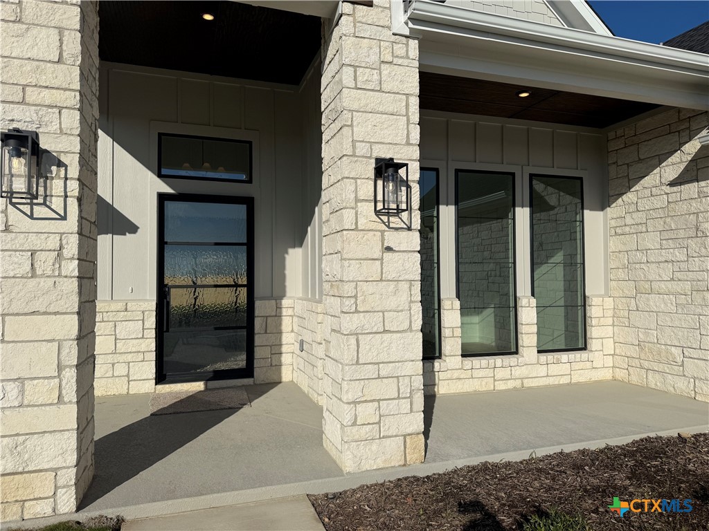 6619 King Oaks Boulevard