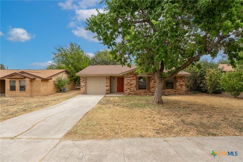 Photo of 230 Blanket Drive, Copperas Cove, TX 76522 (MLS # 625117)